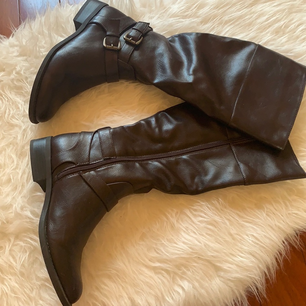 Brown boots